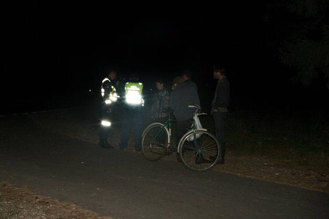 Sostinės policija aiškinasi, kas partrenkė dviratininką