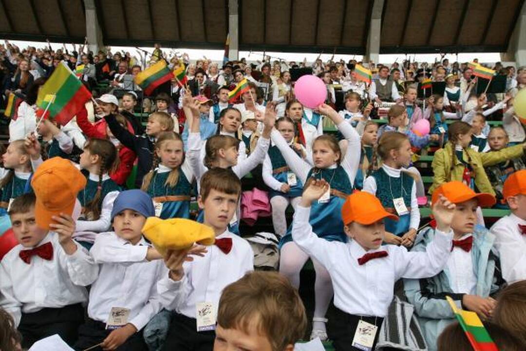 Klaipėdoje šurmuliavo dainų šventė
