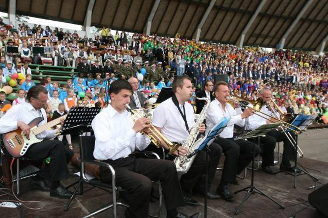 Klaipėdoje šurmuliavo dainų šventė