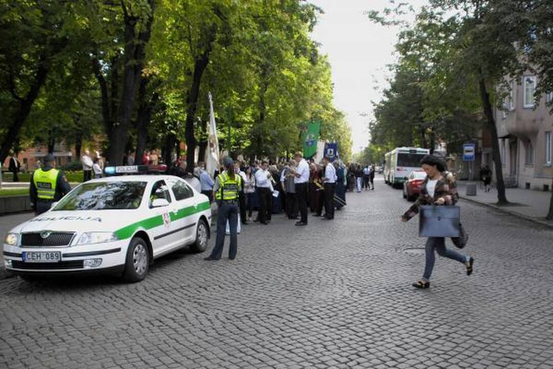Klaipėdos studentai mokslo metus pradėjo eitynėmis 
