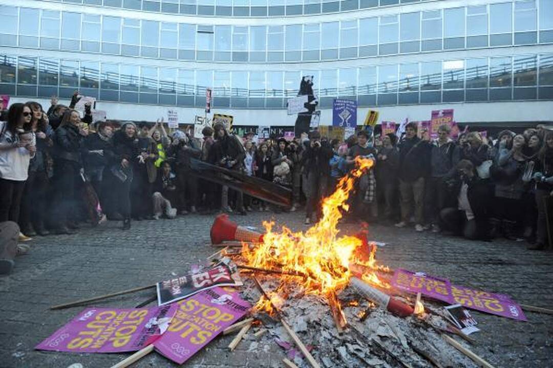 Britanijos studentai rengiasi naujoms demonstracijoms