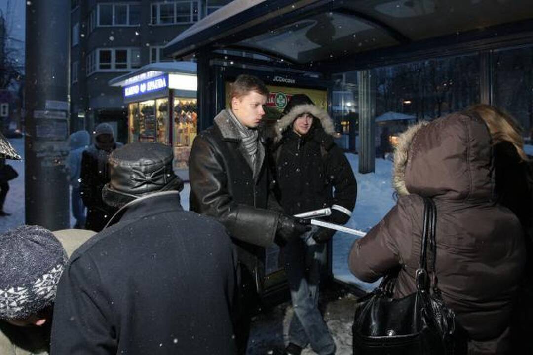 Kauniečiai iš mero gavo atšvaitų