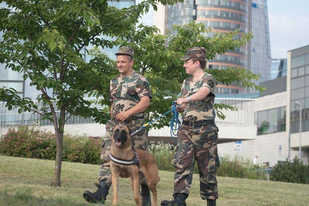„Swedbank“ aikštelėje – bombos imitacija (atnaujinta)