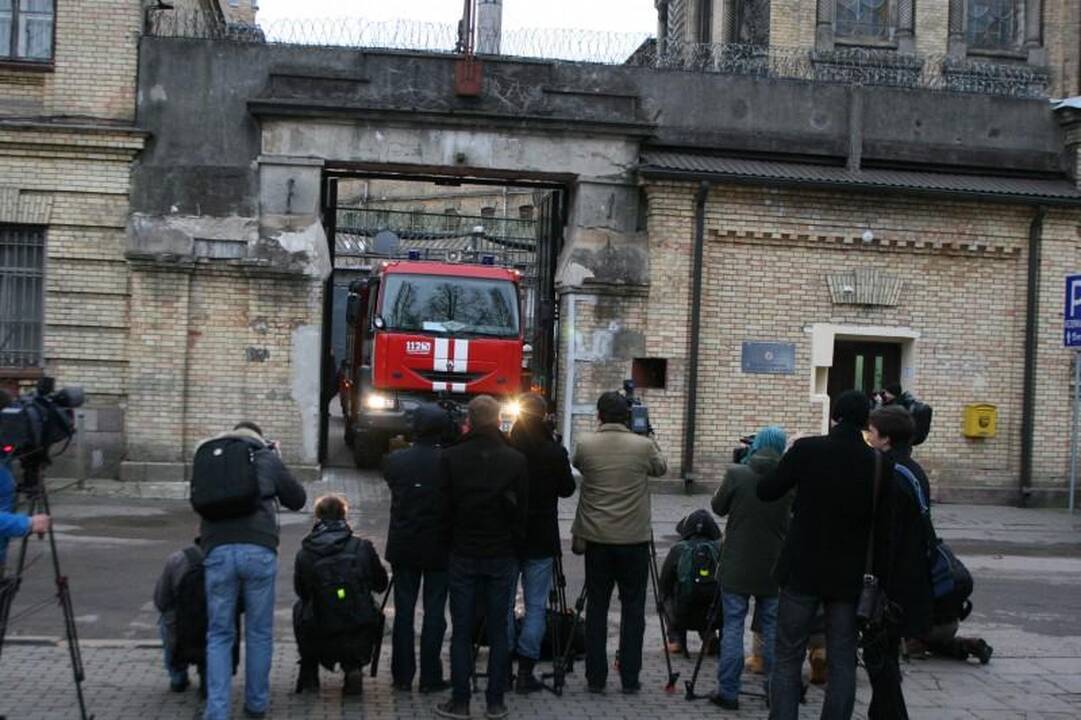 Per gaisrą Lukiškių kalėjime nukentėjo 9 kaliniai (papildyta 14.13)