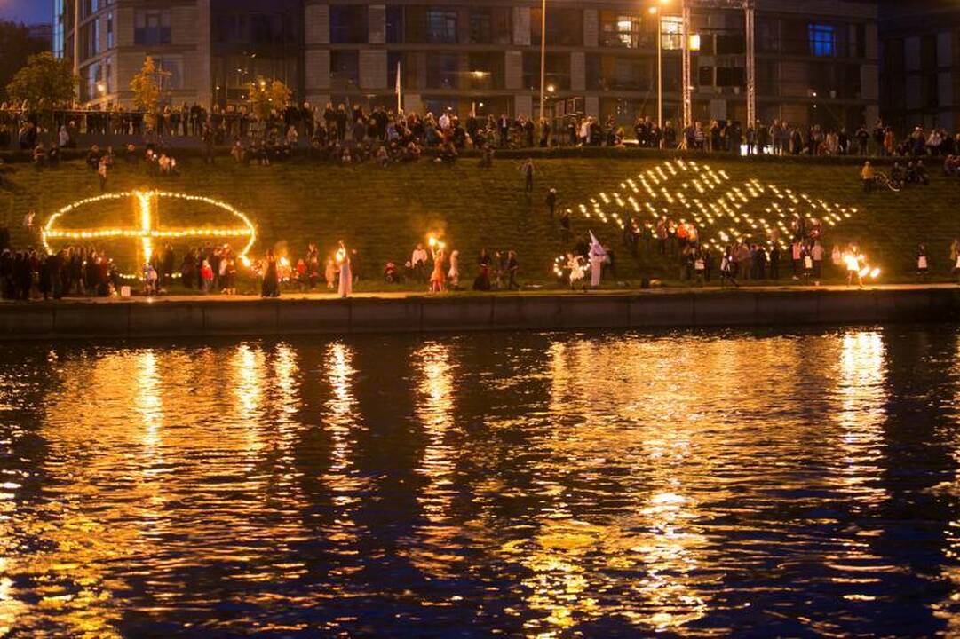Vilnius ugnimi paminėjo rudens lygiadienį