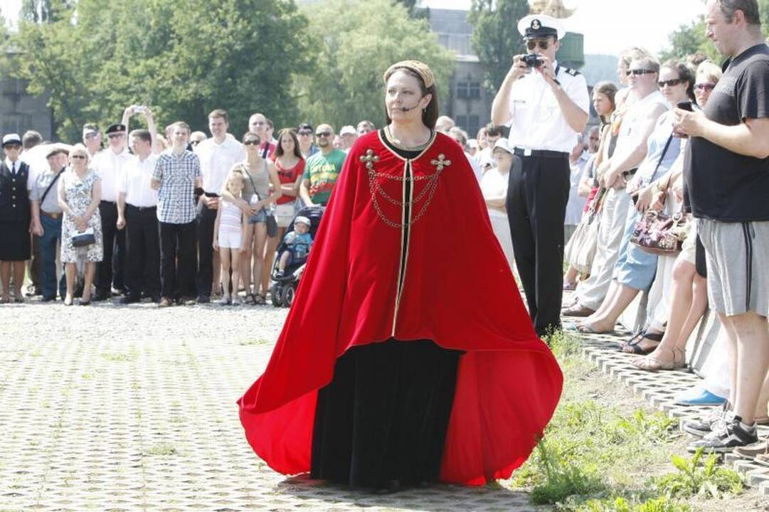 Valstybės dieną piliavietėje į dangų pakilo trispalvė