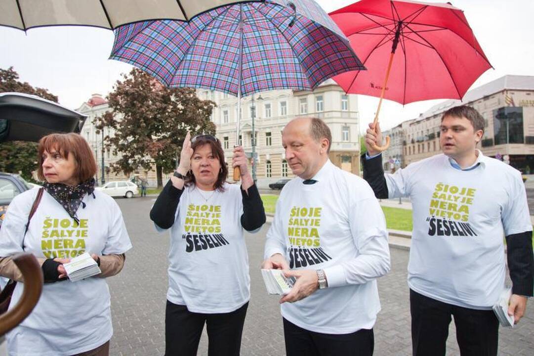 Vyriausybės nariai skatino neremti „šešėlio“