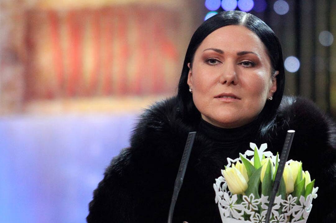 A.Cholina kurdama "Barborą Radvilaitę" norėjo pateikti ryškų spektaklį nacionalinei scenai