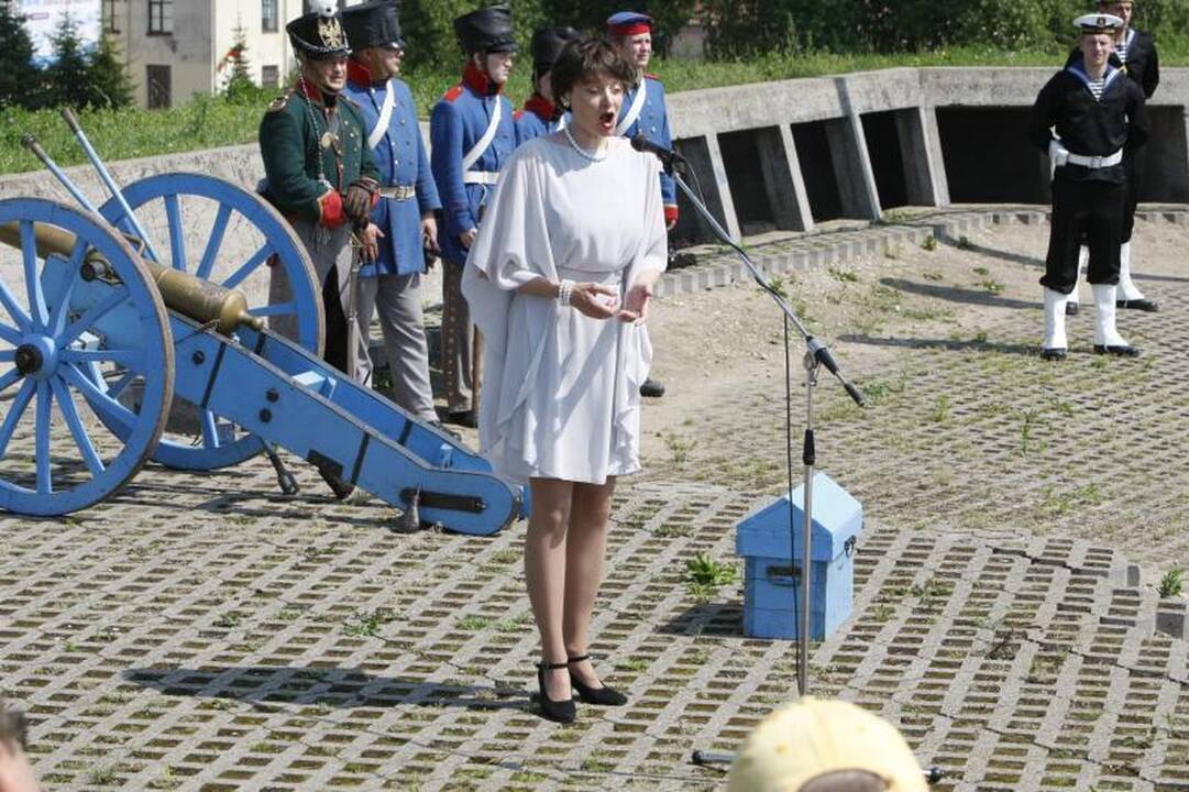 Valstybės dieną piliavietėje į dangų pakilo trispalvė