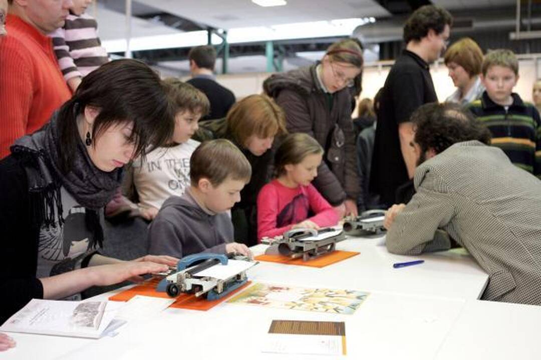 Paskutinė Vilniaus knygų mugės 2010 diena - šeimos sekmadienis (programa)