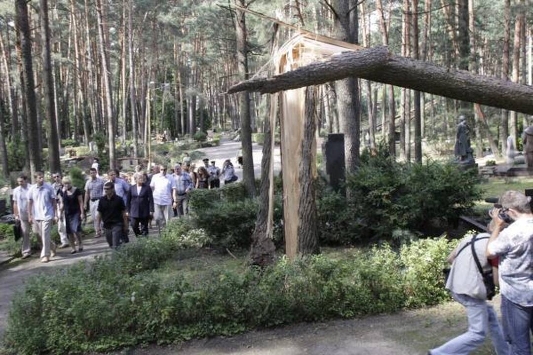 Prezidentė paragino Kauno valdžią netaupyti (papildyta)