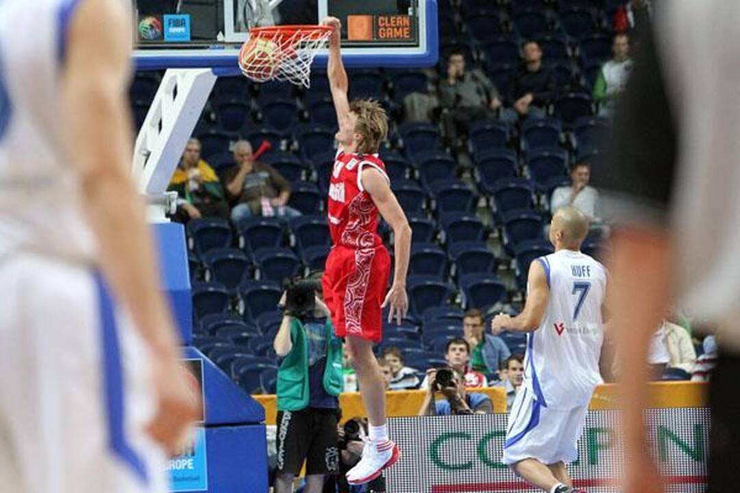 Rusijos rinktinė egzaminavo suomius - 79:60