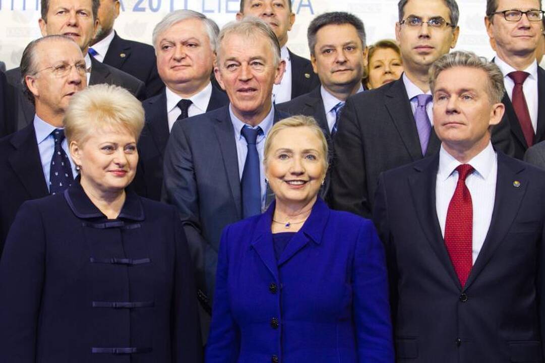 H.Clinton susirūpinusi padėtimi Baltarusijoje, Rusijoje (papildyta)