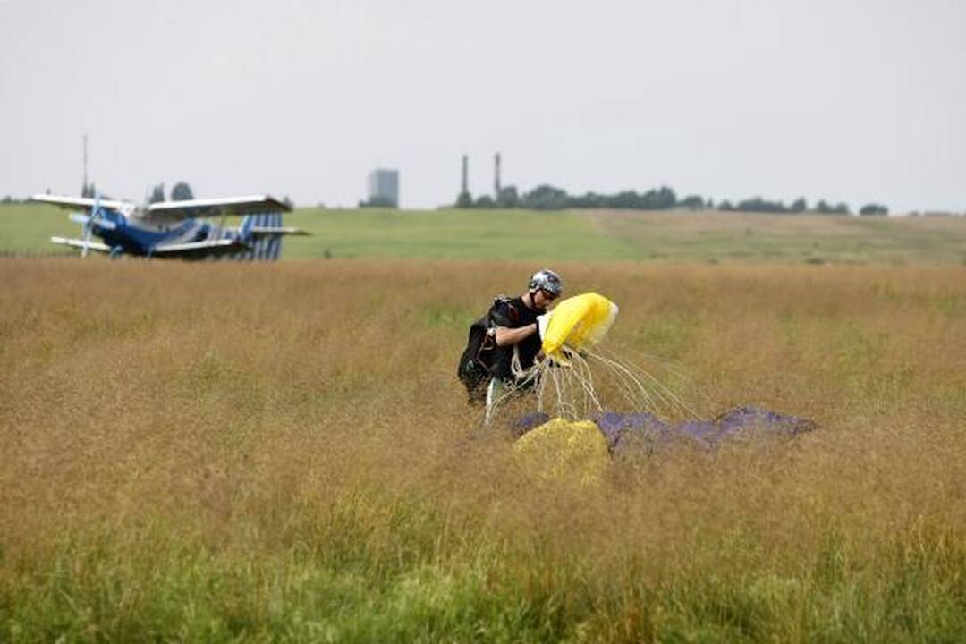 Klaipėdos aerodrome: aviamodelių šou