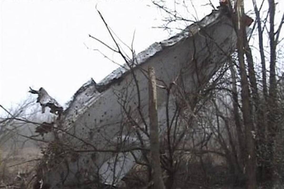 Ekspertai išklausė dramatiškus paskutinių sekundžių įrašus iš sudužusio lenkų lėktuvo