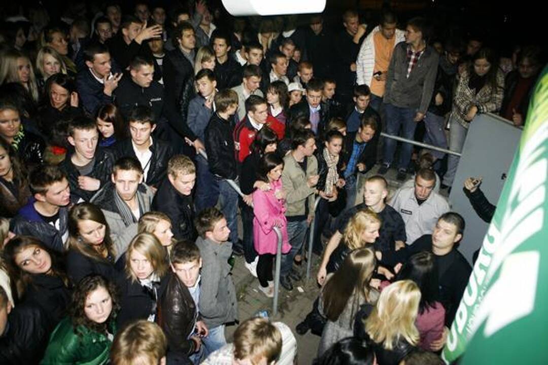 Miestą užplūdo tūkstančiai klubinėtojų