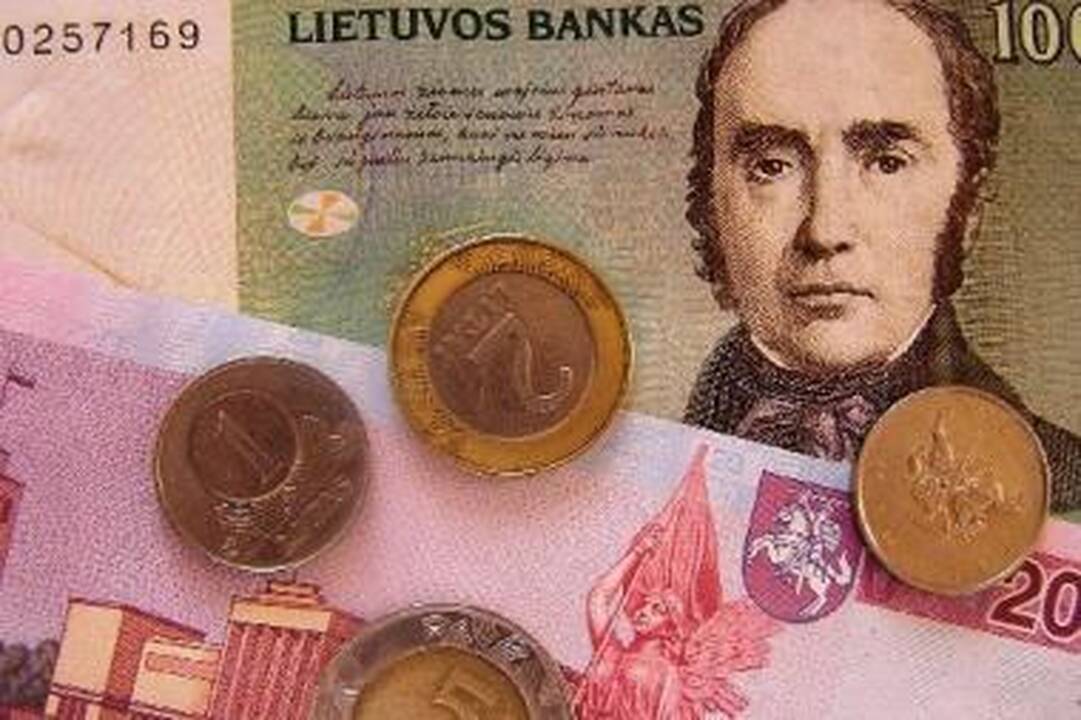 Kretingos savivaldybės tarnautojams sunkmečiu atlyginimai kilo 