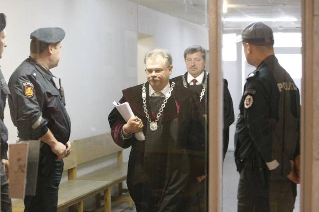 Klaipėdoje – Henriko Daktaro grupuotės teismas