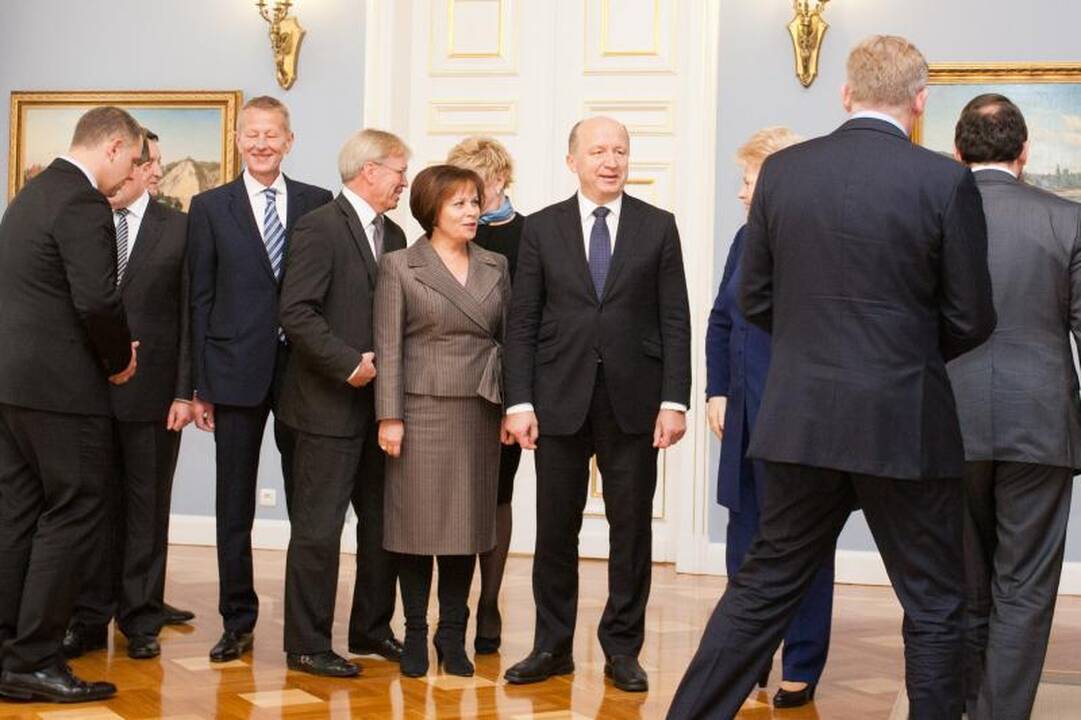 Prezidentė padėkojo Vyriausybės nariams už darbą