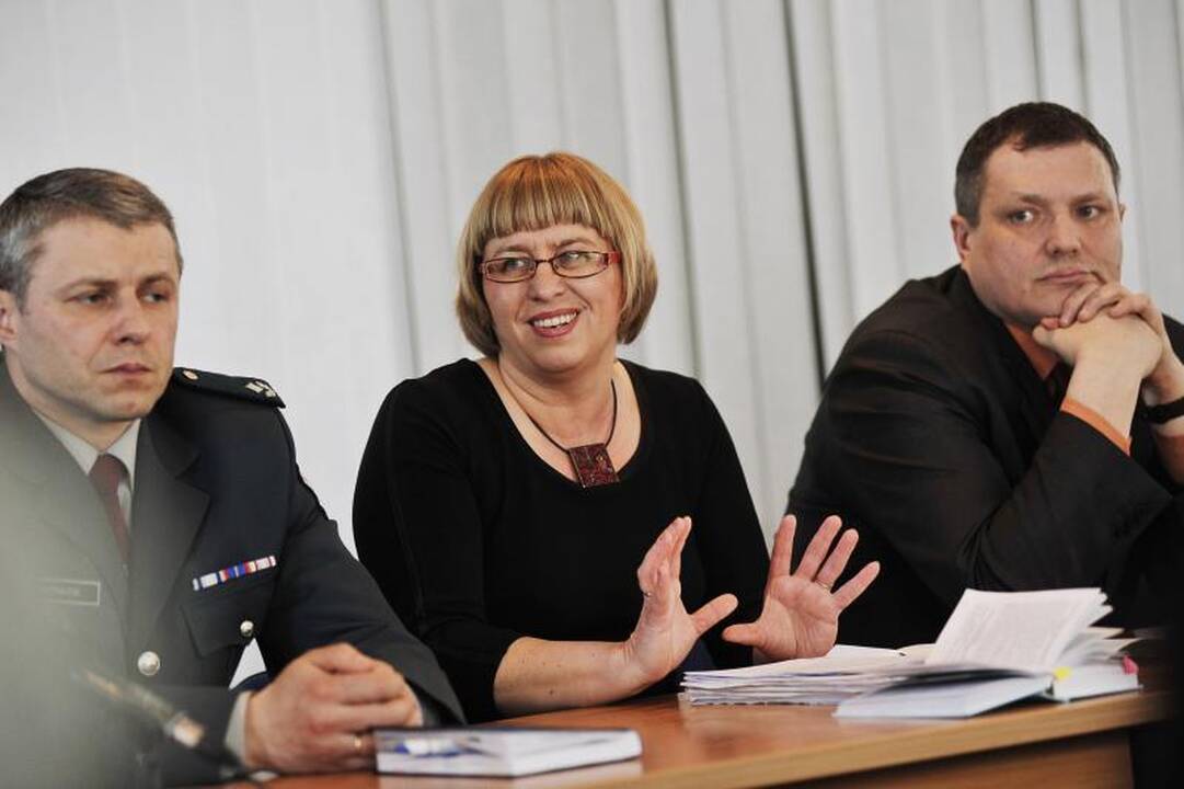 Vaiko teisių apsaugos tarnybos – šokiruotos, antstolė teisinasi