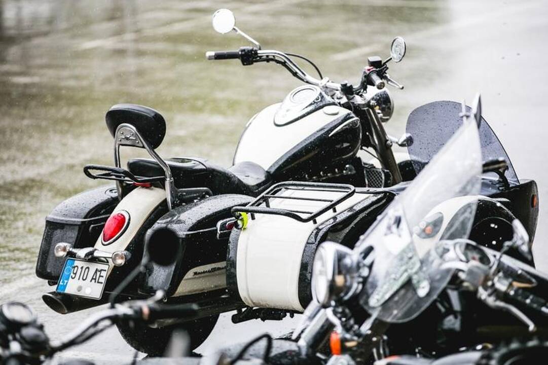 Kauną drebino į „Baikerių naktis“ suvažiavusių motociklų gaudesys