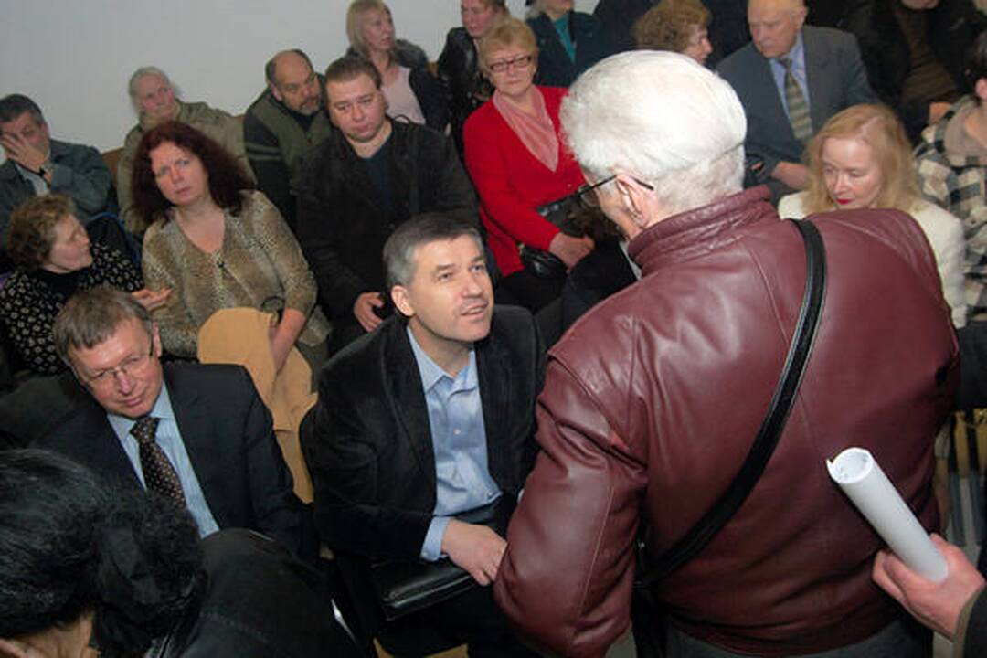 A.Paleckio bylą nagrinėjantis teismas nutarė prašyti medžiagos iš Sausio 13-osios bylos