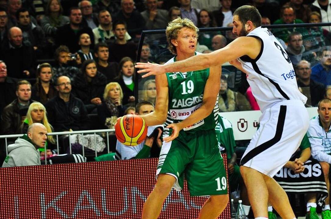 Pirmosiose rungtynėse naujoje arenoje „Žalgiris“ iškovojo pergalę