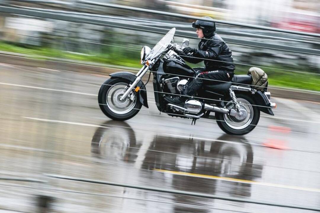 Kauną drebino į „Baikerių naktis“ suvažiavusių motociklų gaudesys