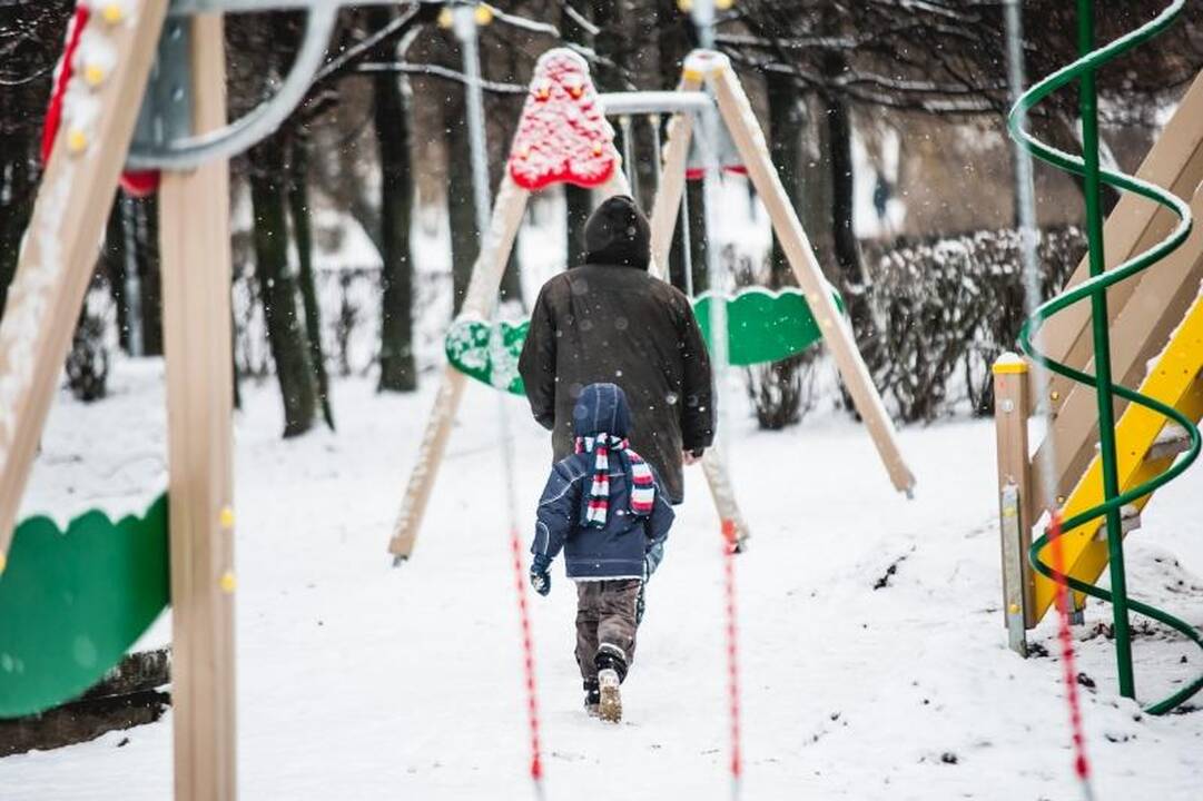 Kalniečių parke už 50 tūkst. litų įrengta žaidimų aikštelė 