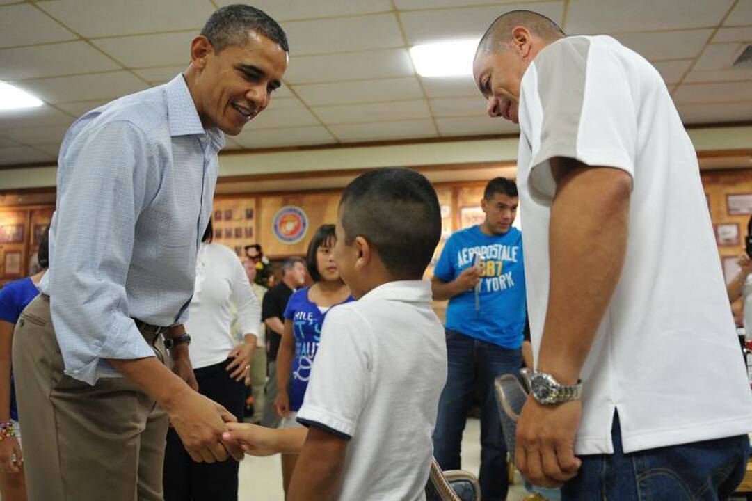 B.Obama Kalėdų dieną dalyvavo pamaldose ir aplankė jūrų pėstininkus