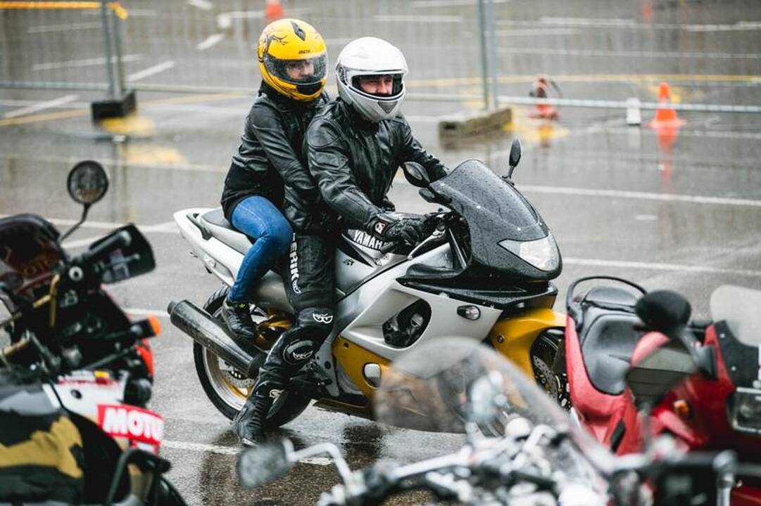 Kauną drebino į „Baikerių naktis“ suvažiavusių motociklų gaudesys