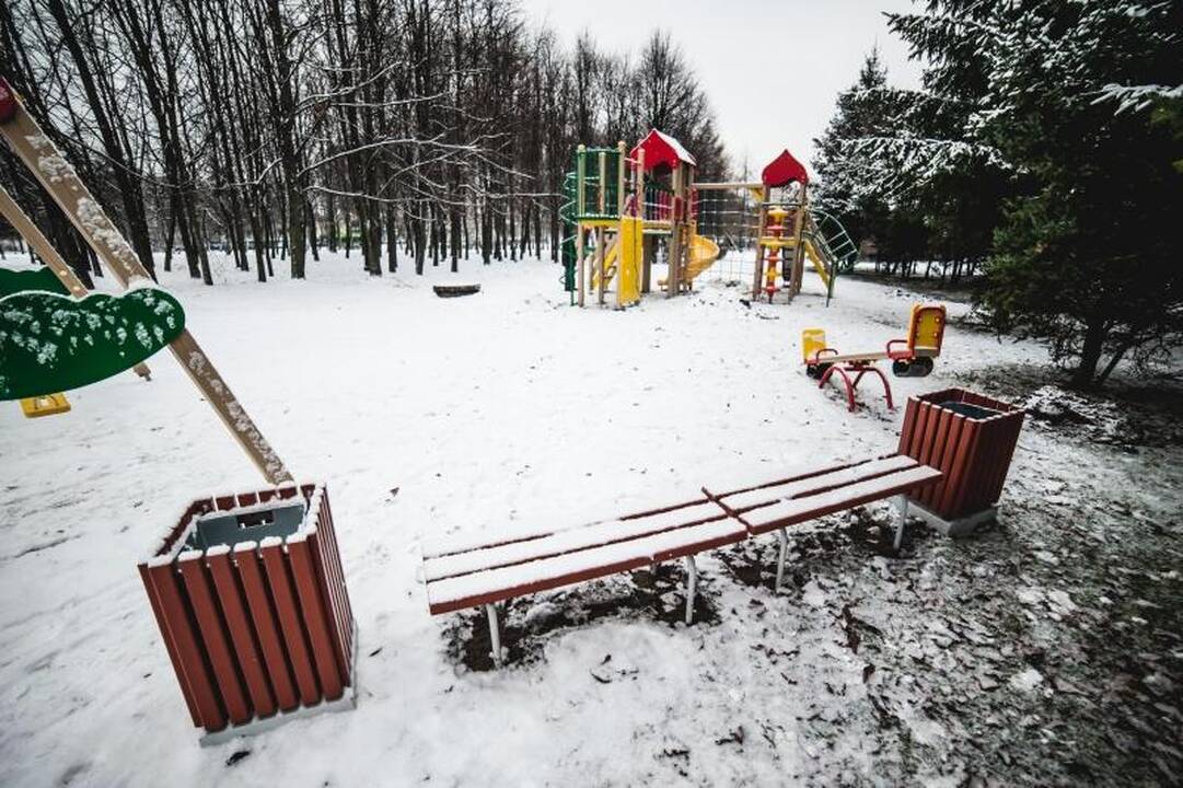 Kalniečių parke už 50 tūkst. litų įrengta žaidimų aikštelė 