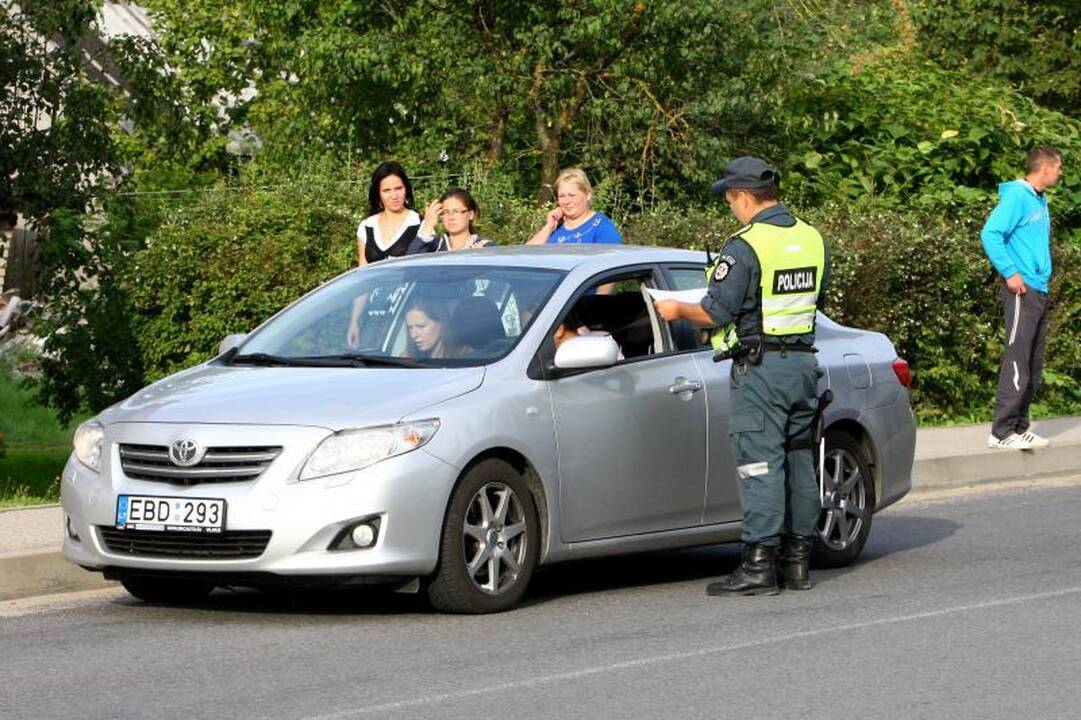 Policijos reidas: apduję dviratininkai ir vairuotojai be teisių