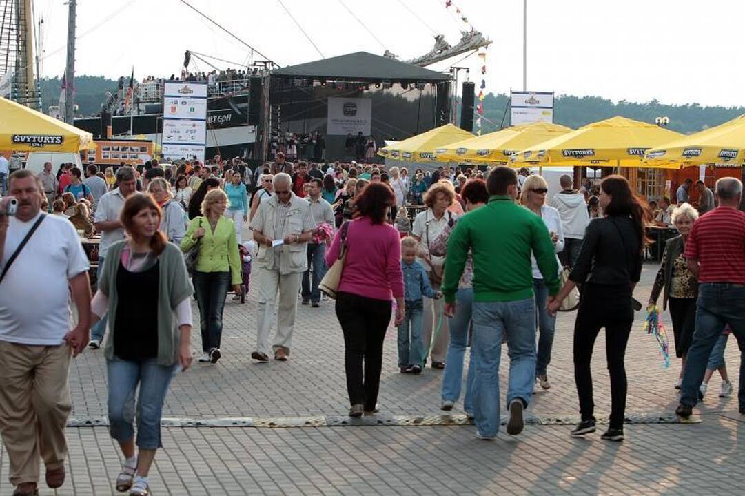 Burlaivių regatos šventei duotas startas (renginių programa)
