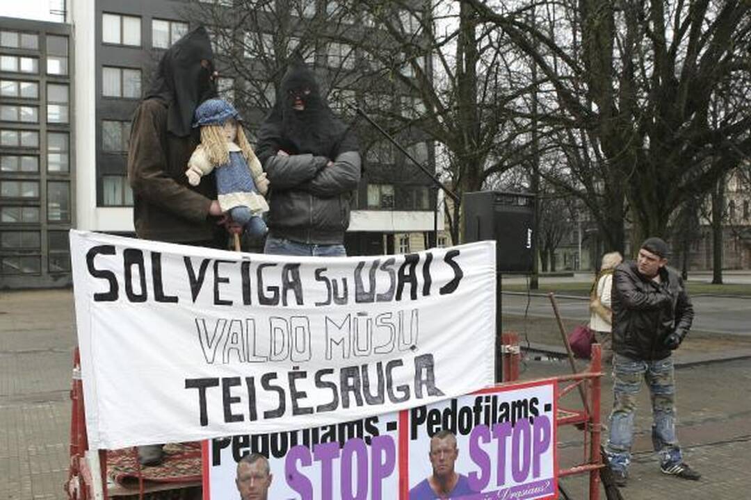 Po mitingo prieš pedofilus - mišios už prokurorų atsivertimą