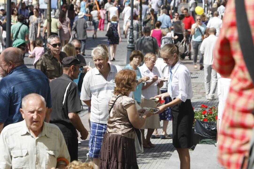 Karštą dieną – eilė prie Jūros šventės žuvienės