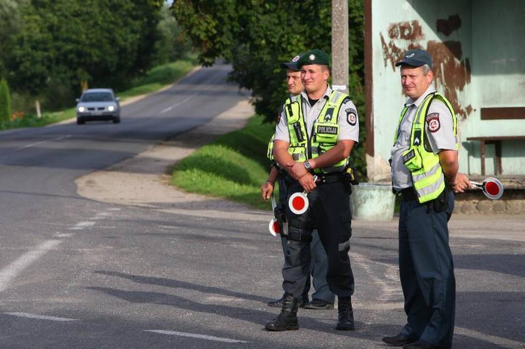 Policijos reidas: apduję dviratininkai ir vairuotojai be teisių