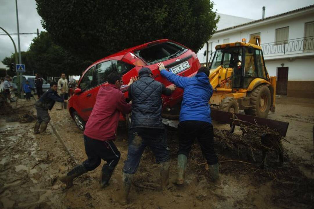 Ispanijos pietuose per potvynius žuvo šeši žmonės