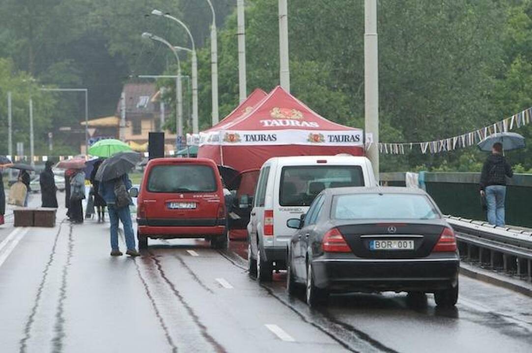 Šventę sugadino lietus