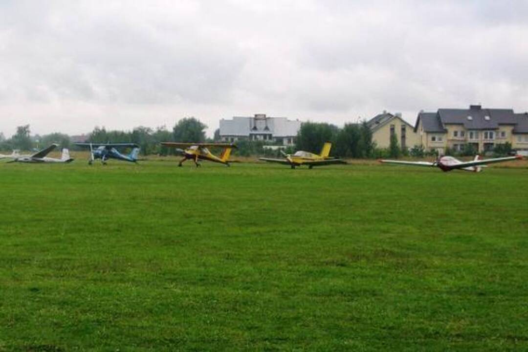 Baltijos keliu, kaip ir prieš 20 metų, išskrido lakūnai (papildyta)