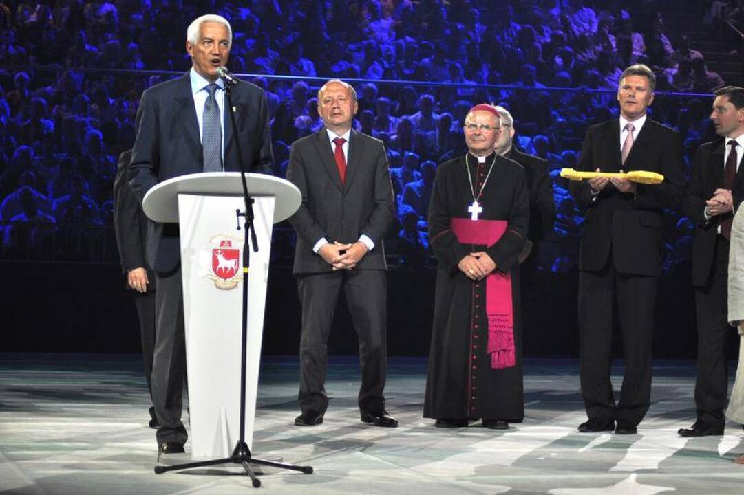 Per "Žalgirio" arenos atidarymą kauniečiai nušvilpė premjerą