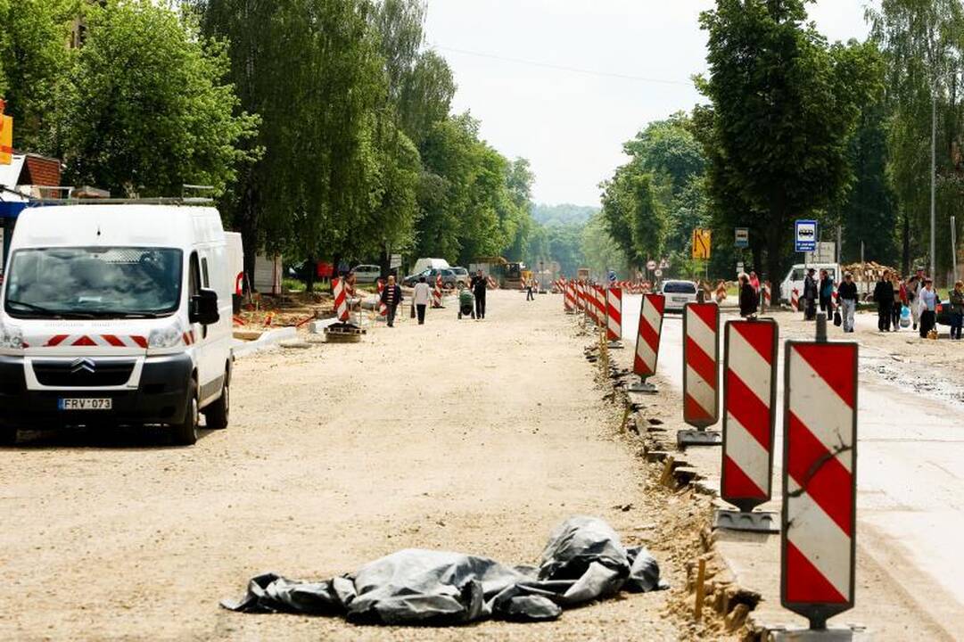 Panemunės tilto uždarymas sutrikdė gyventojų kasdienybę  
