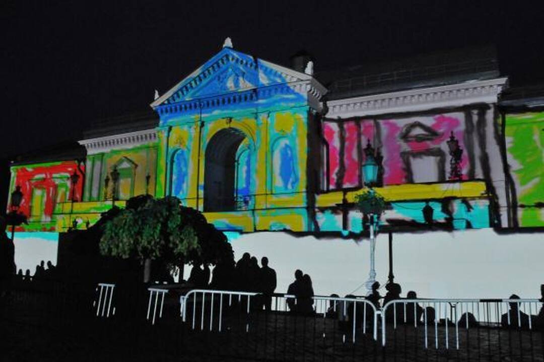 Dramos teatro pastatas tapo gyvu artistu