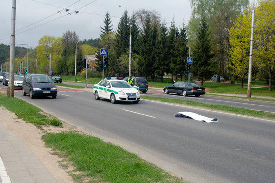 Vilniuje perėjoje žuvo partrenkta senolė