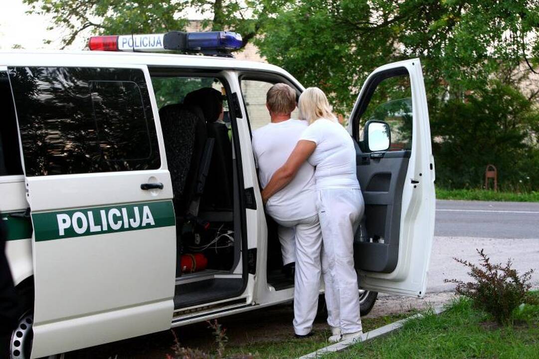 Policijos reidas: apduję dviratininkai ir vairuotojai be teisių