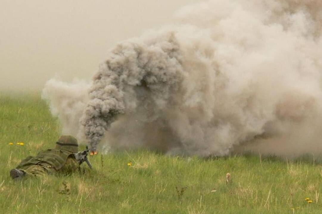 Lietuvos kariai treniruojasi britų suregtose pratybose 