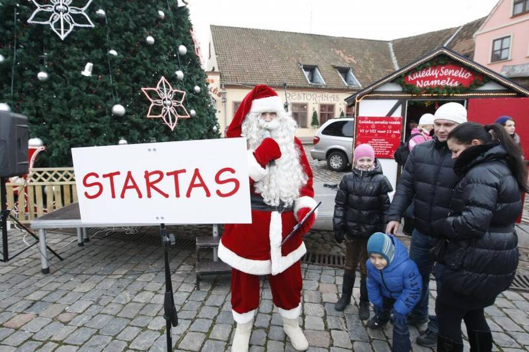 Klaipėdiečiai su Kalėdų seneliu atsisveikino iki kitų metų 