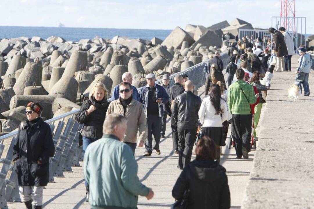 Sekmadienį klaipėdiečių traukos objektu tapo molas