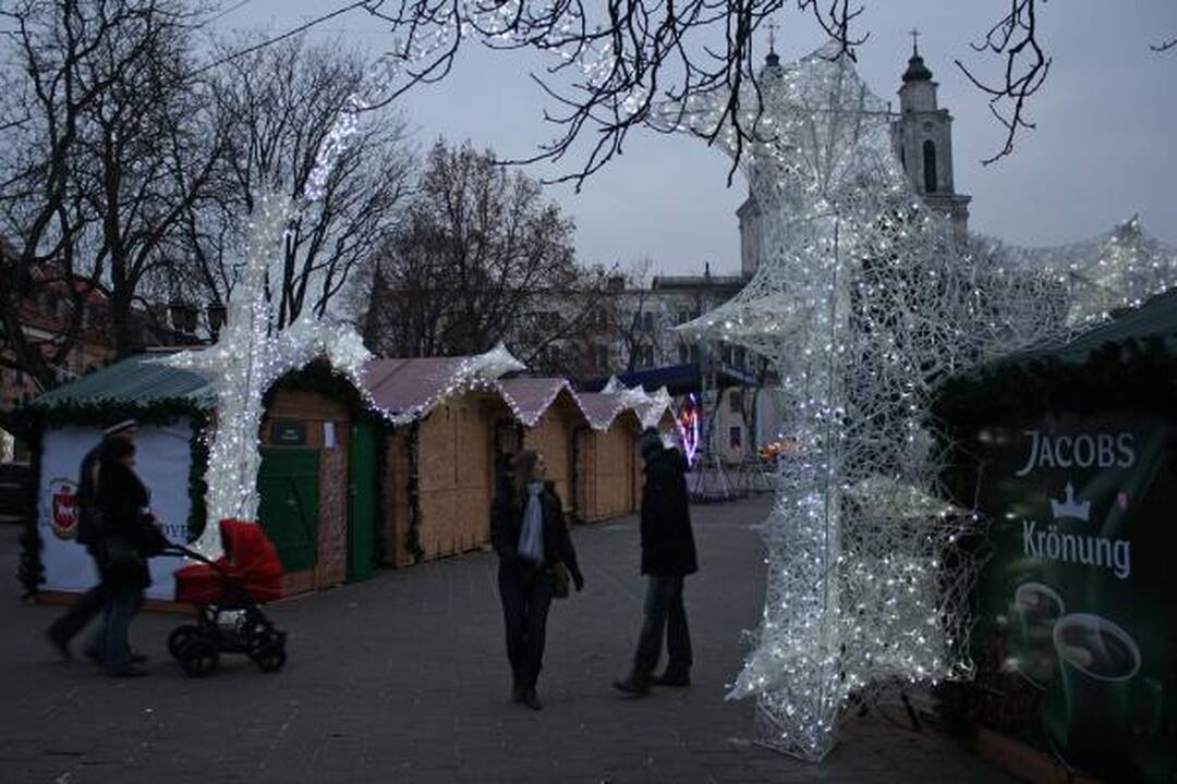 Švenčių laukiantis Kaunas - sušalęs, savas, kuklus