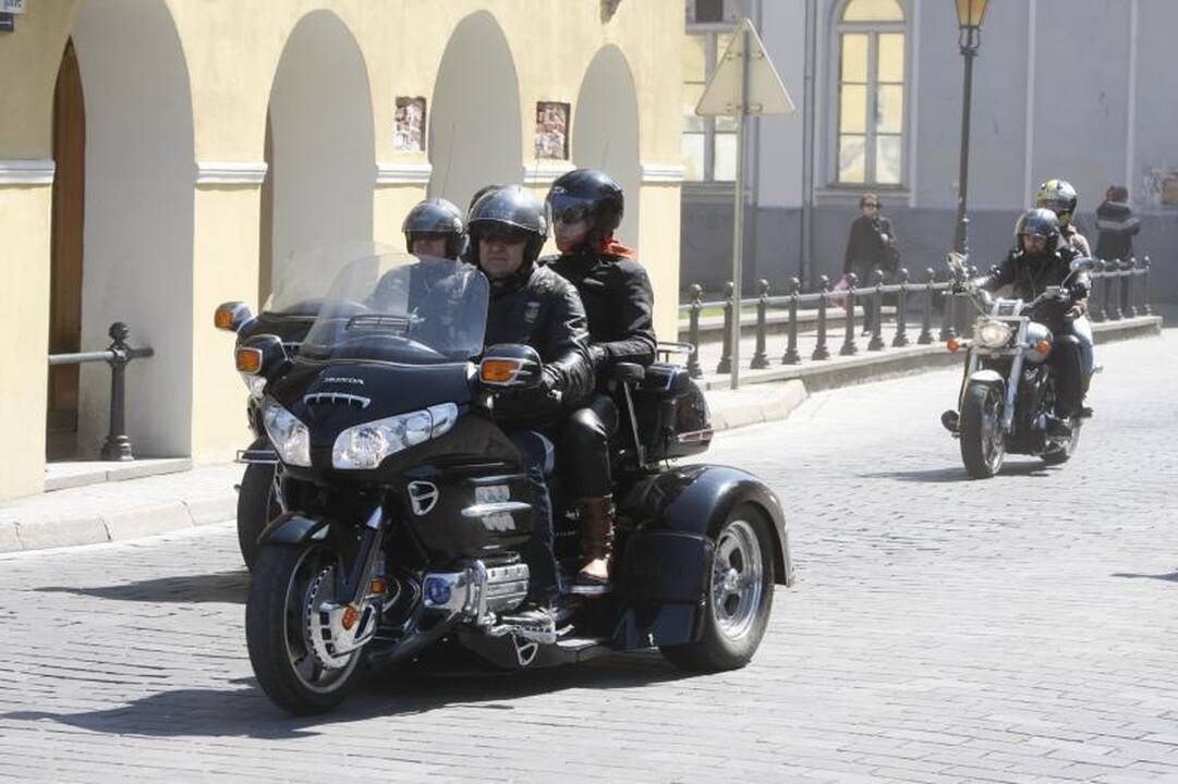 Klaipėdos gatvėmis riedėjo riaumojantys plieniniai žirgai